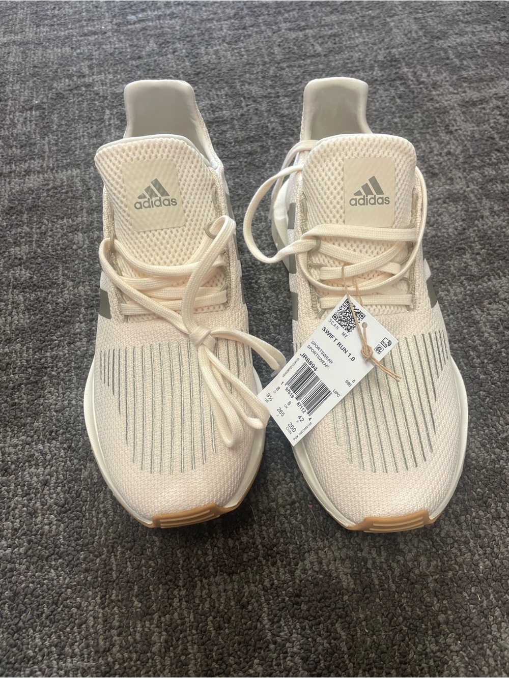 NWOT Women’s Size 9.5 Adidas Swift Run 1.0 - Picture 3 of 10